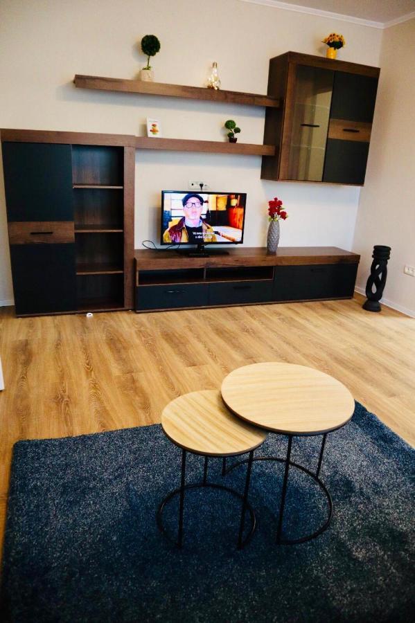 Joy City Stay Iasi 10 تيميشورا المظهر الخارجي الصورة