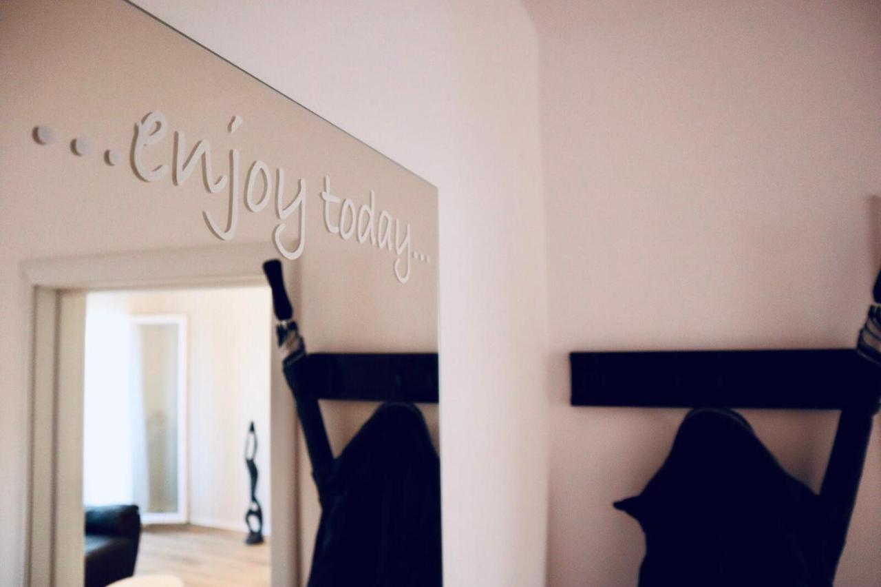 Joy City Stay Iasi 10 تيميشورا المظهر الخارجي الصورة